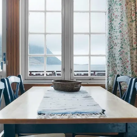 Kjerringoyveien 87 Holiday home Bodo